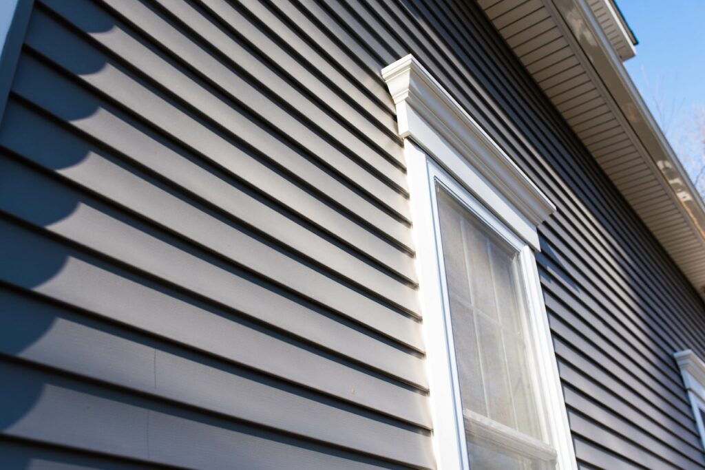 cleaning soot off vinyl siding