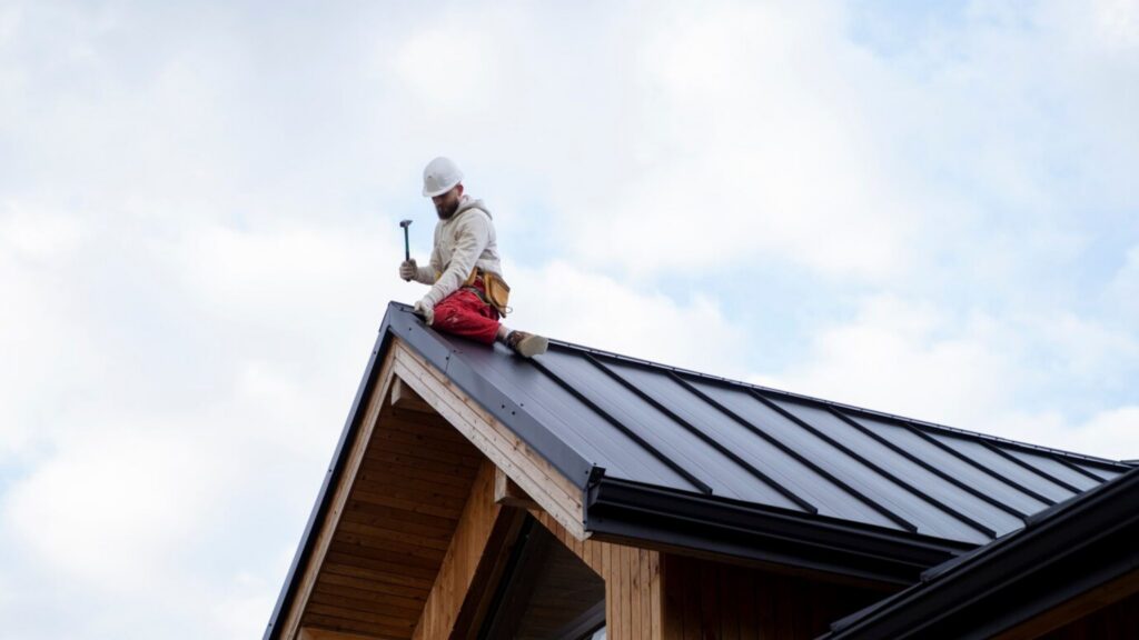 Roof Damage from Storm: 8 things to do (Expert Advice)