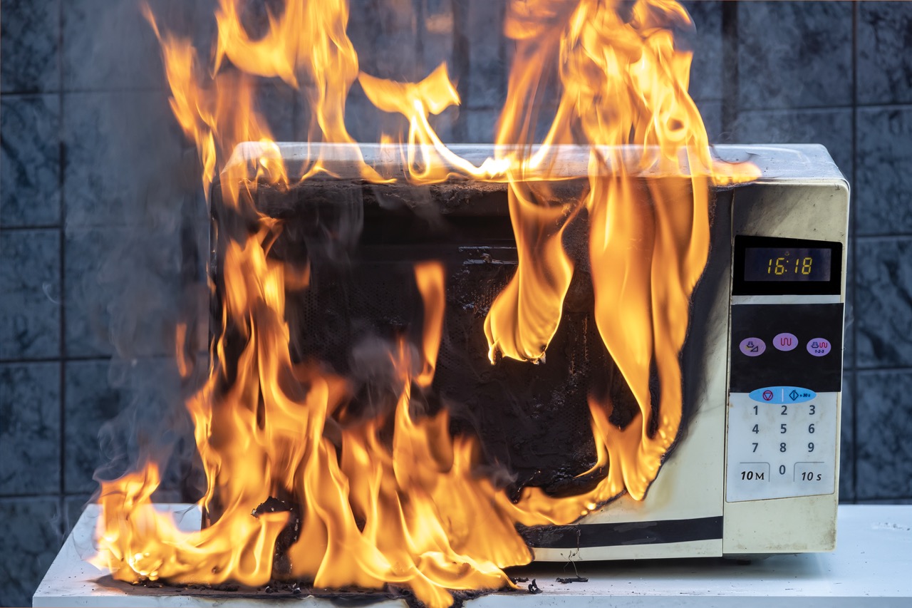 1.4 Residential Fire Risks: “Avoid Them While Cooking”.