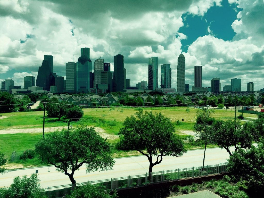 How Vulnerable to Storm Damage Bradenton FL Is?