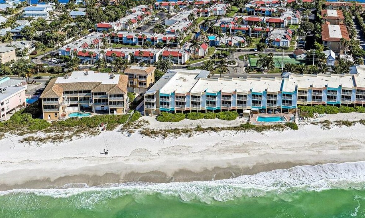 Water, Fire & Mold Cleanup Services in Bradenton Beach, FL