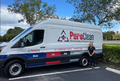 professional after death house cleaning team arriving at a Bradenton Florida residence