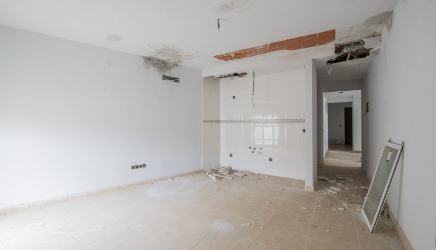 how long does a landlord have to fix something in Wisconsin