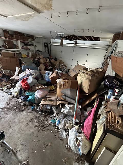 Expert Hoarding Cleanup in Clearwater