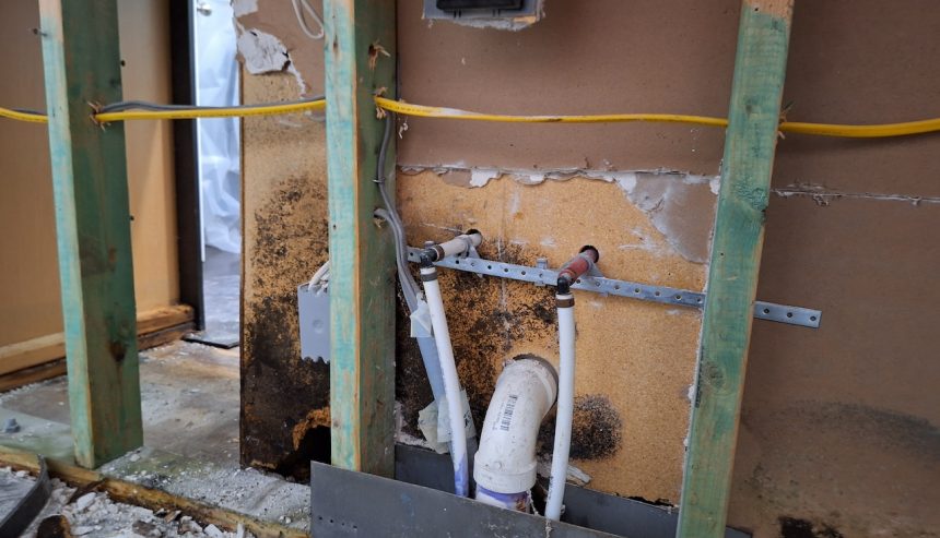 kitchen water leaks