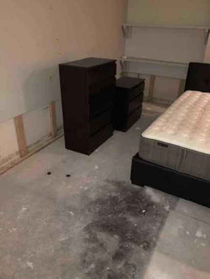 bedroom mid restoration