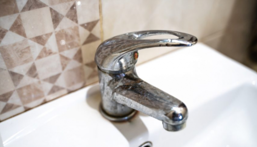 How to Remove Rust From Chrome Fixtures