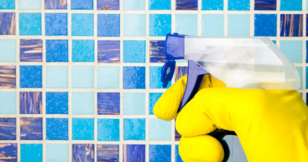 How to Clean Water Line in Pool