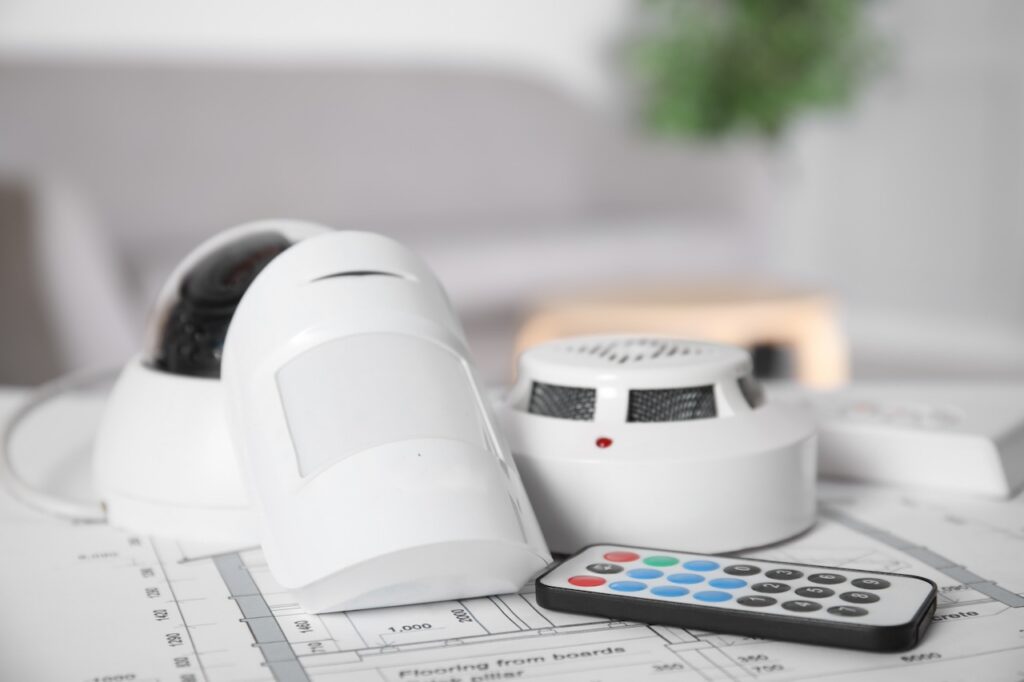 Smart home fire detectors keep your home safe.