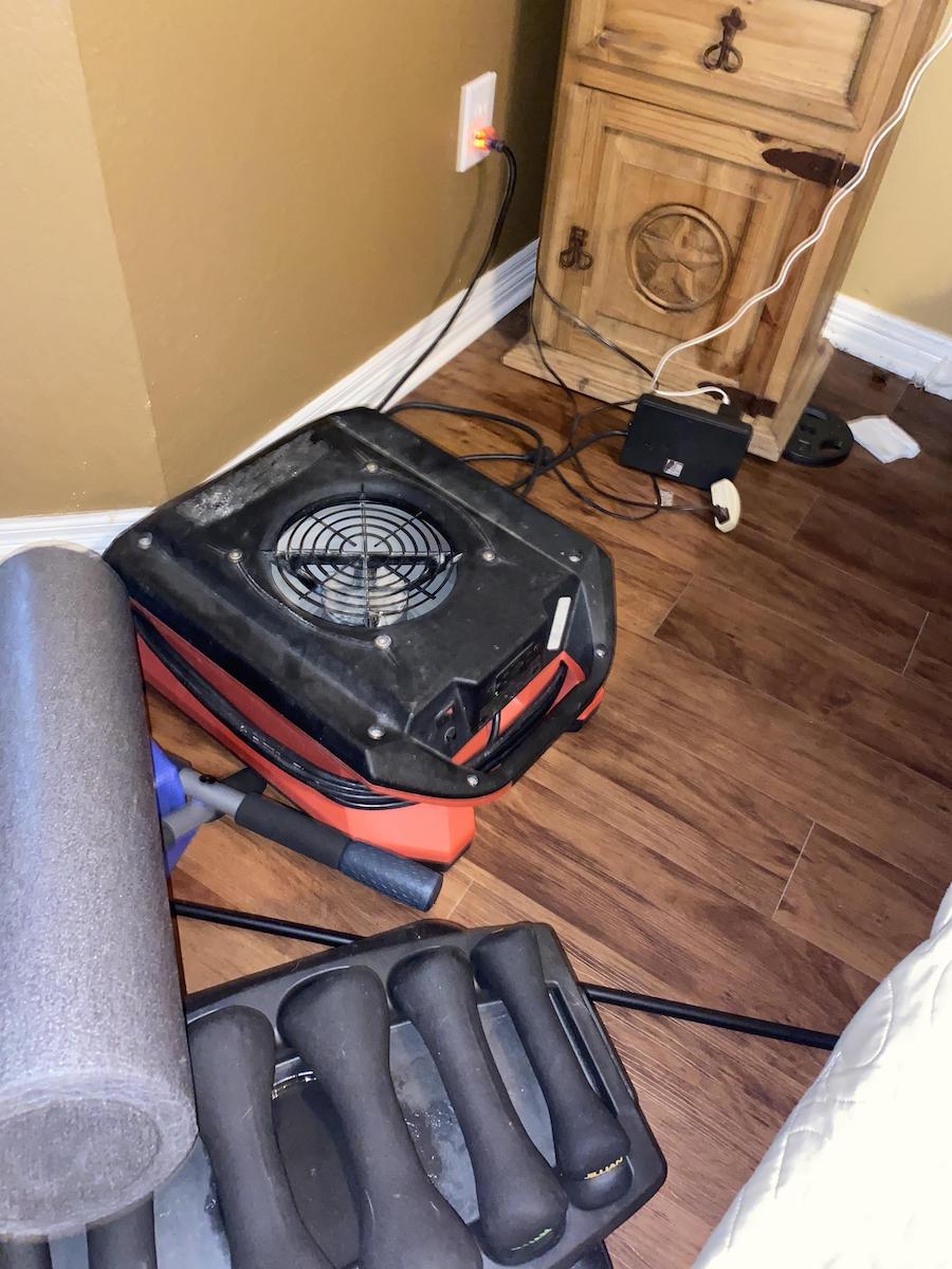 Washing Machine Overflow Causes Water Damage to Fort Worth Home