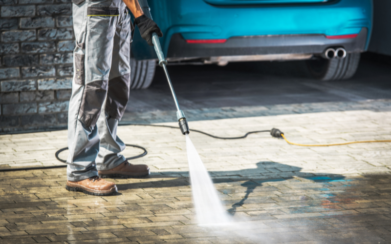 power-washing-driveway