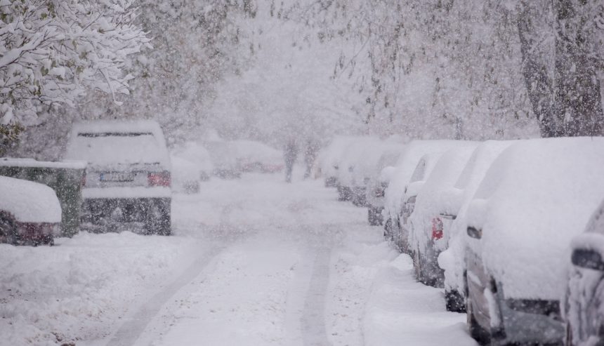 Homeowner’s Guide to Freezing Rain and Ice Storms Water Restoration