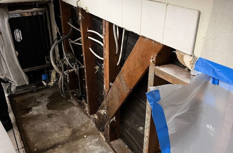 San Dimas kitchen under mitigation after leak