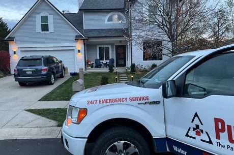 Mold Spray Solutions: When DIY Works and When to Call in Professionals