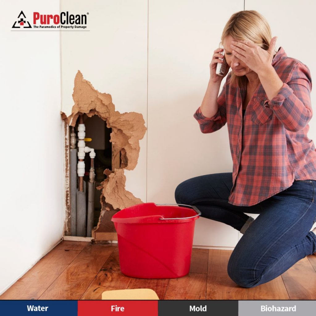 Top Reasons to Call Emergency Restoration Services Right After a Burst Pipe in Hempstead