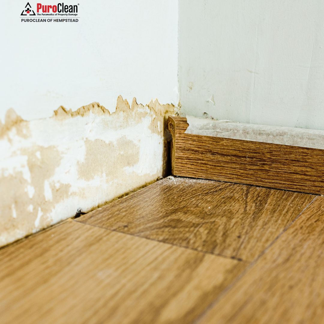 Why Sweating Walls Common in Hempstead Homes? Causes, Risks, and Solutions