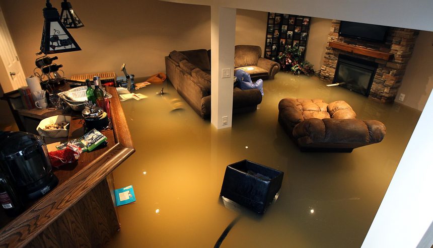 24/7 Water Damage Restoration in Hendersonville