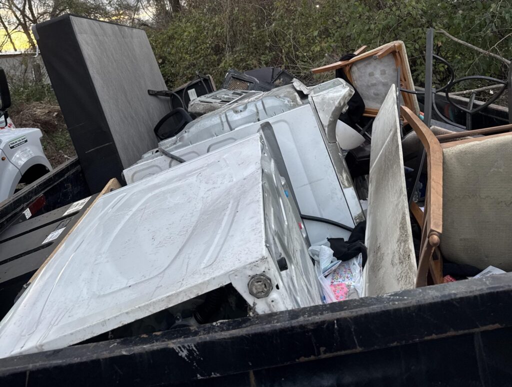 extreme hoarding cleanup