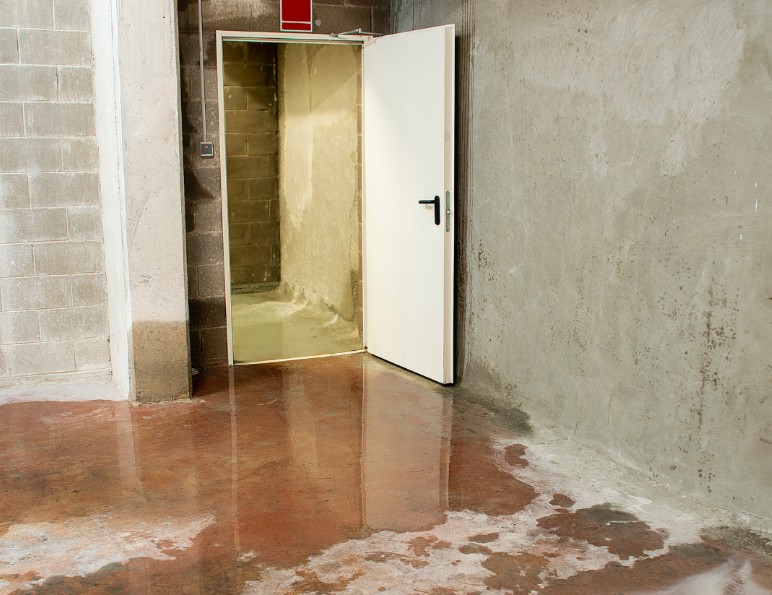 Questions Commercial Property Owners Ask About Water Damage Restoration
