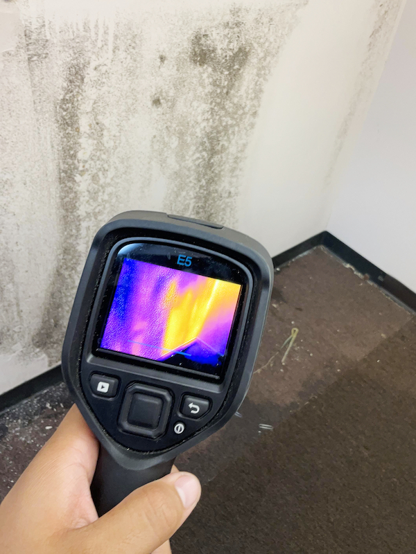 An infrared camera for mold removal in Houston.