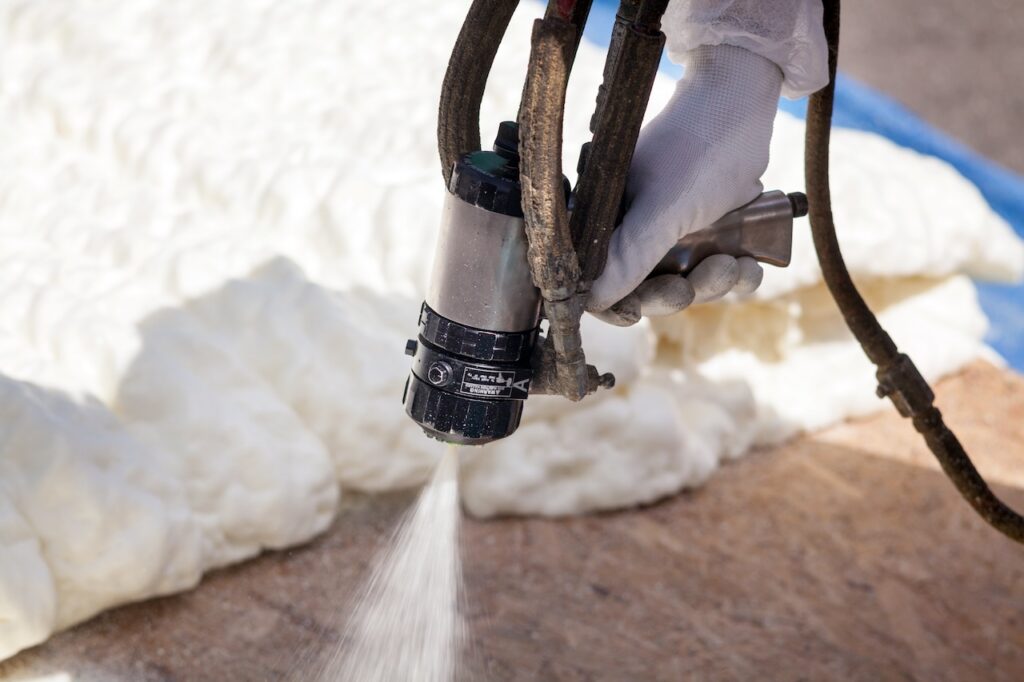 wet spray foam insulation