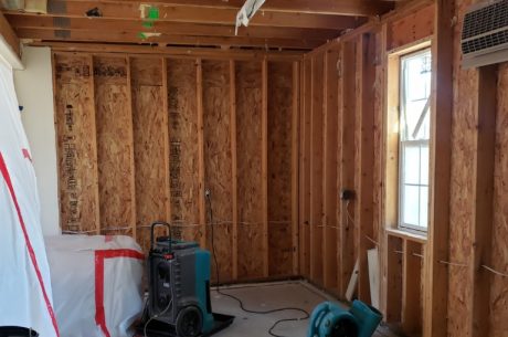 What Happens During the Water Damage Restoration Process in Jacksonville, FL