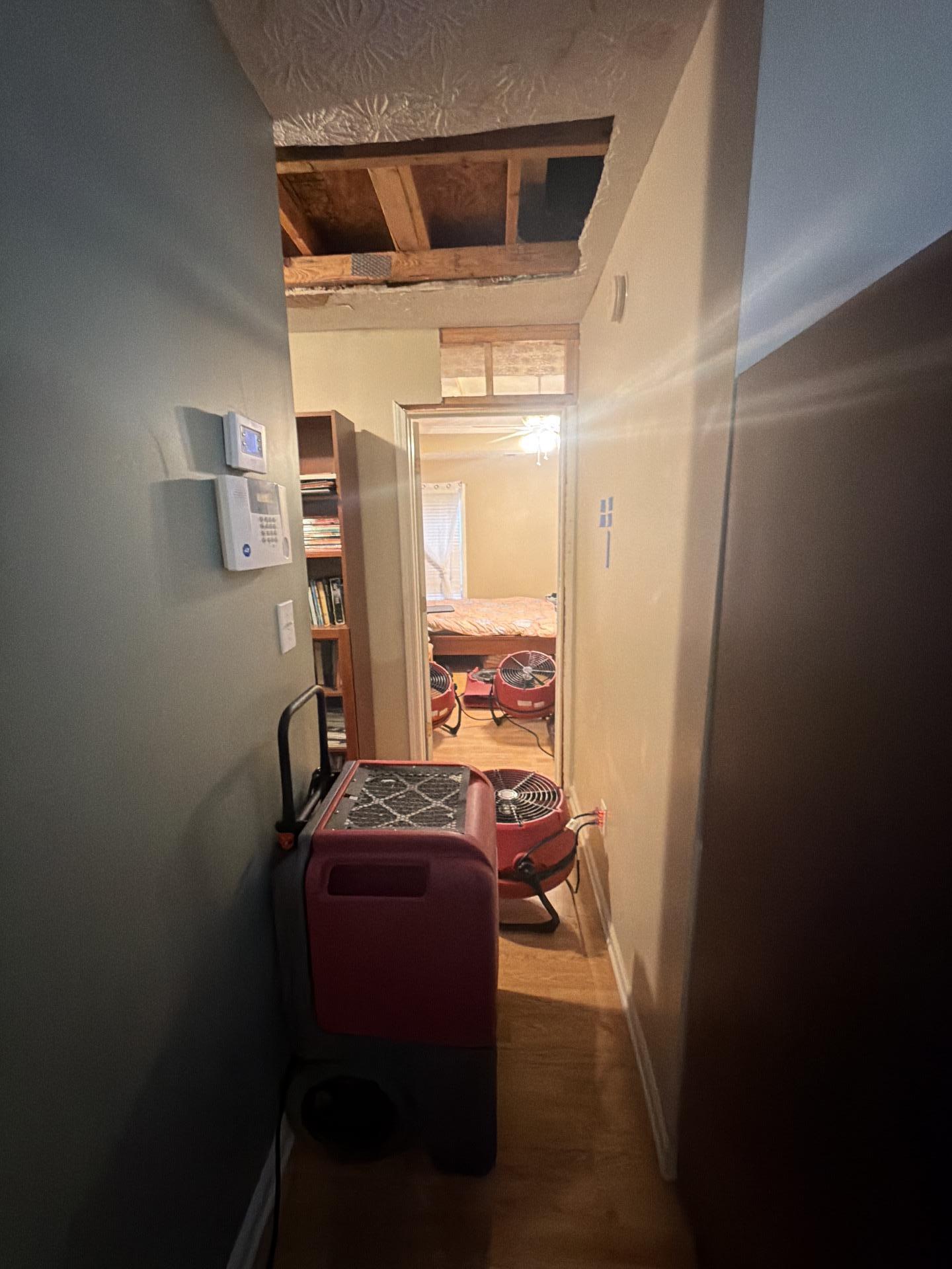 Emergency flood cleanup and water extraction in Nerw Jersey