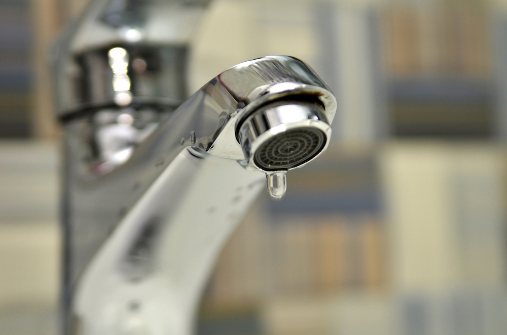 faucet with possible plumbing leak