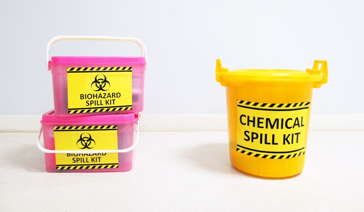 What is the Difference Between a Chemical Spill Kit and a Biohazard
