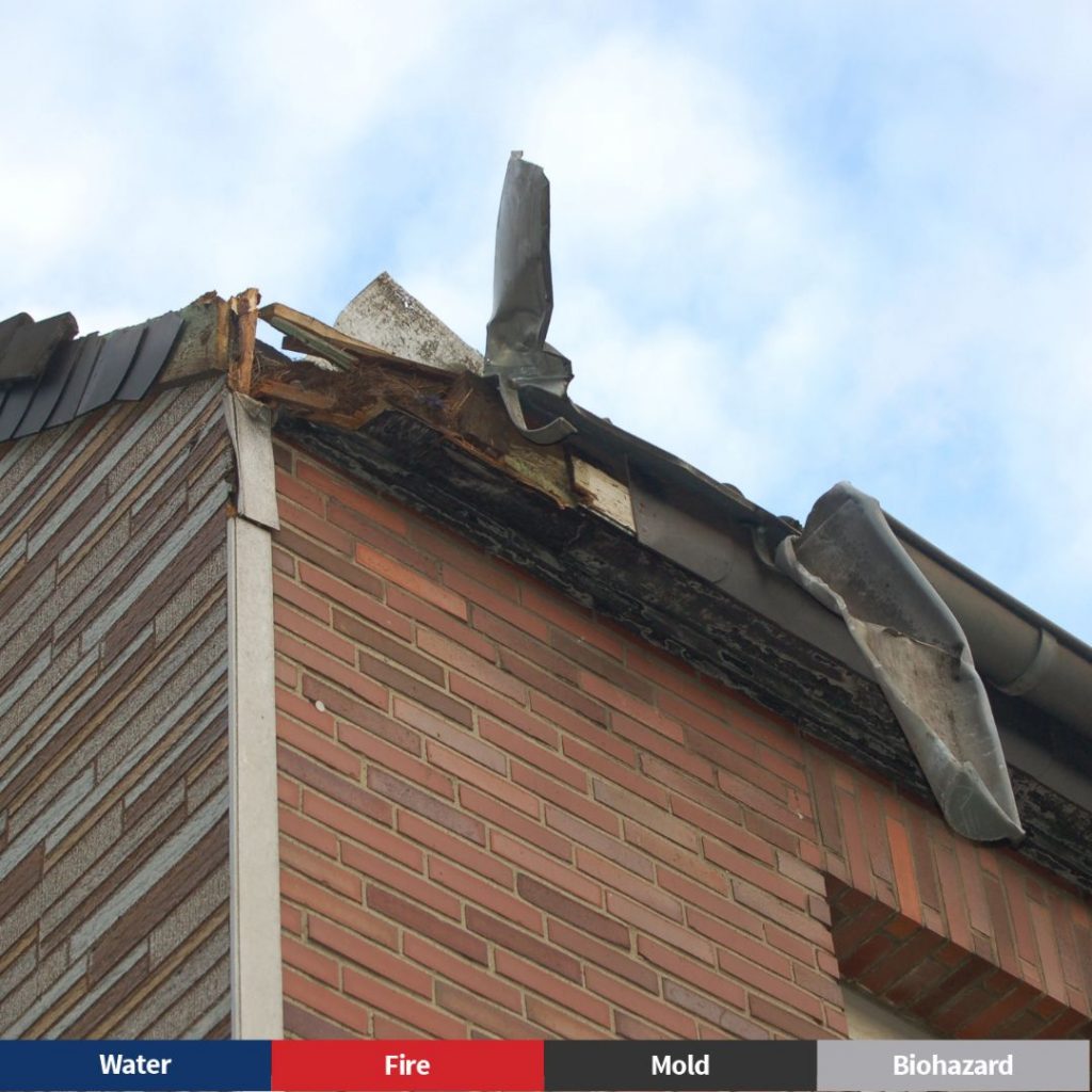 a professional water damage restoration contractor in Snellville, GA