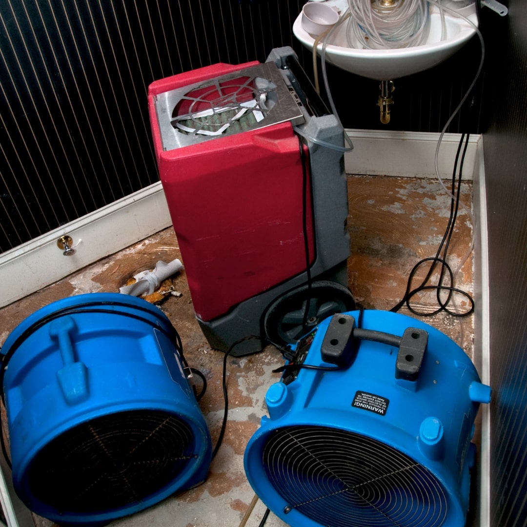 Effective Sewage Clean up Tips After a Basement Flood