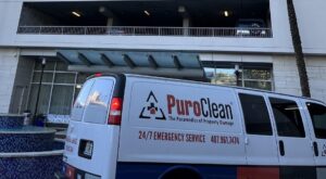 water-damage-restoration-in-Orlando-arriving