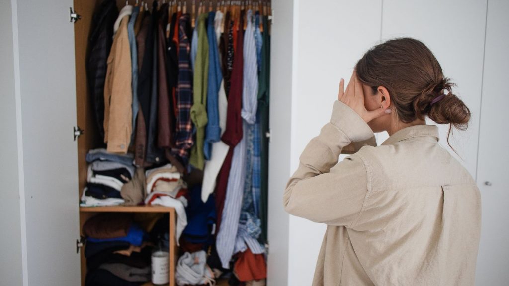 cloths hoarding cleanup