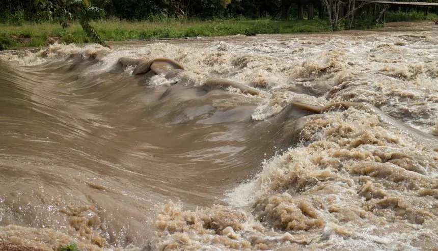 Flash Flood Facts: 15 Must-Know Facts in 2025