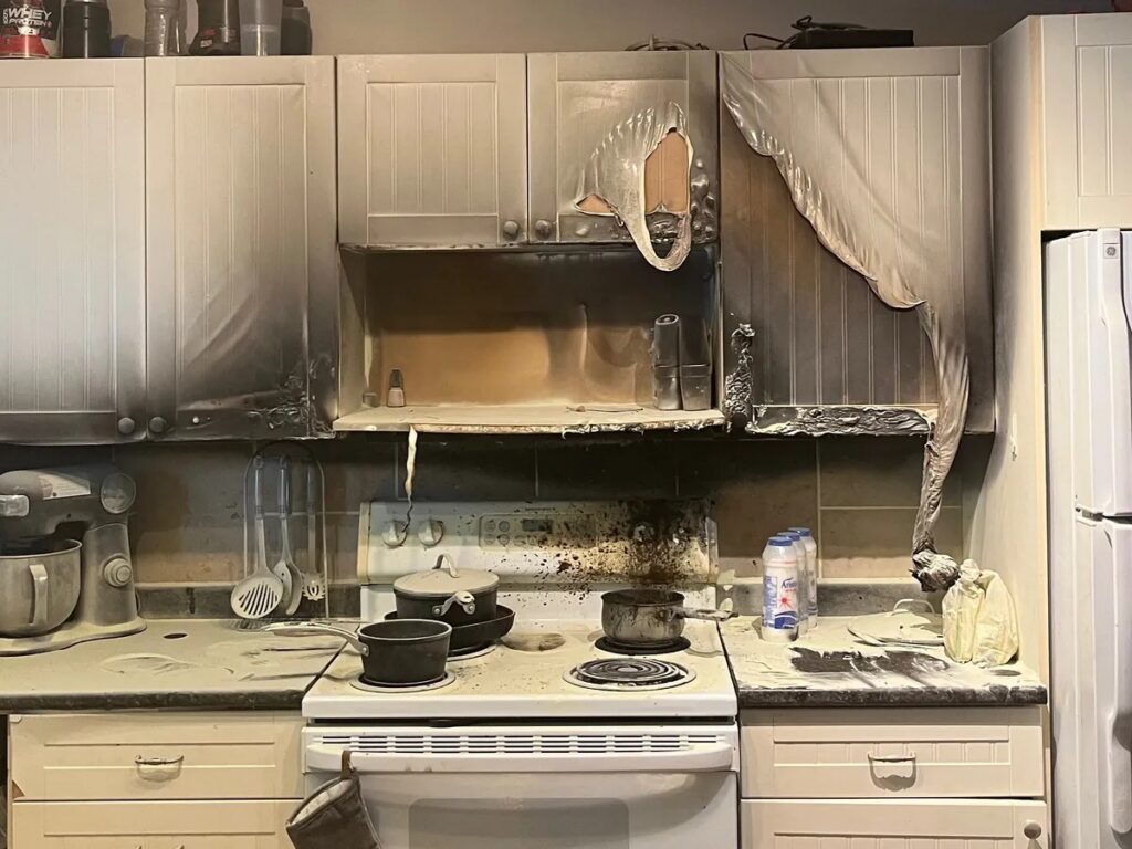 The Ultimate Guide to Kitchen Fire Recovery Oven Fires, Extinguisher Safety, and Restoring Your Melbourne Home