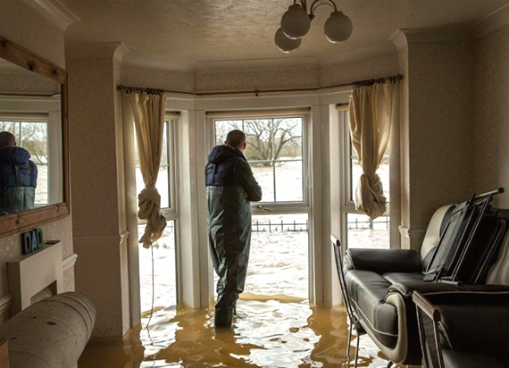 DIY water damage cleanup