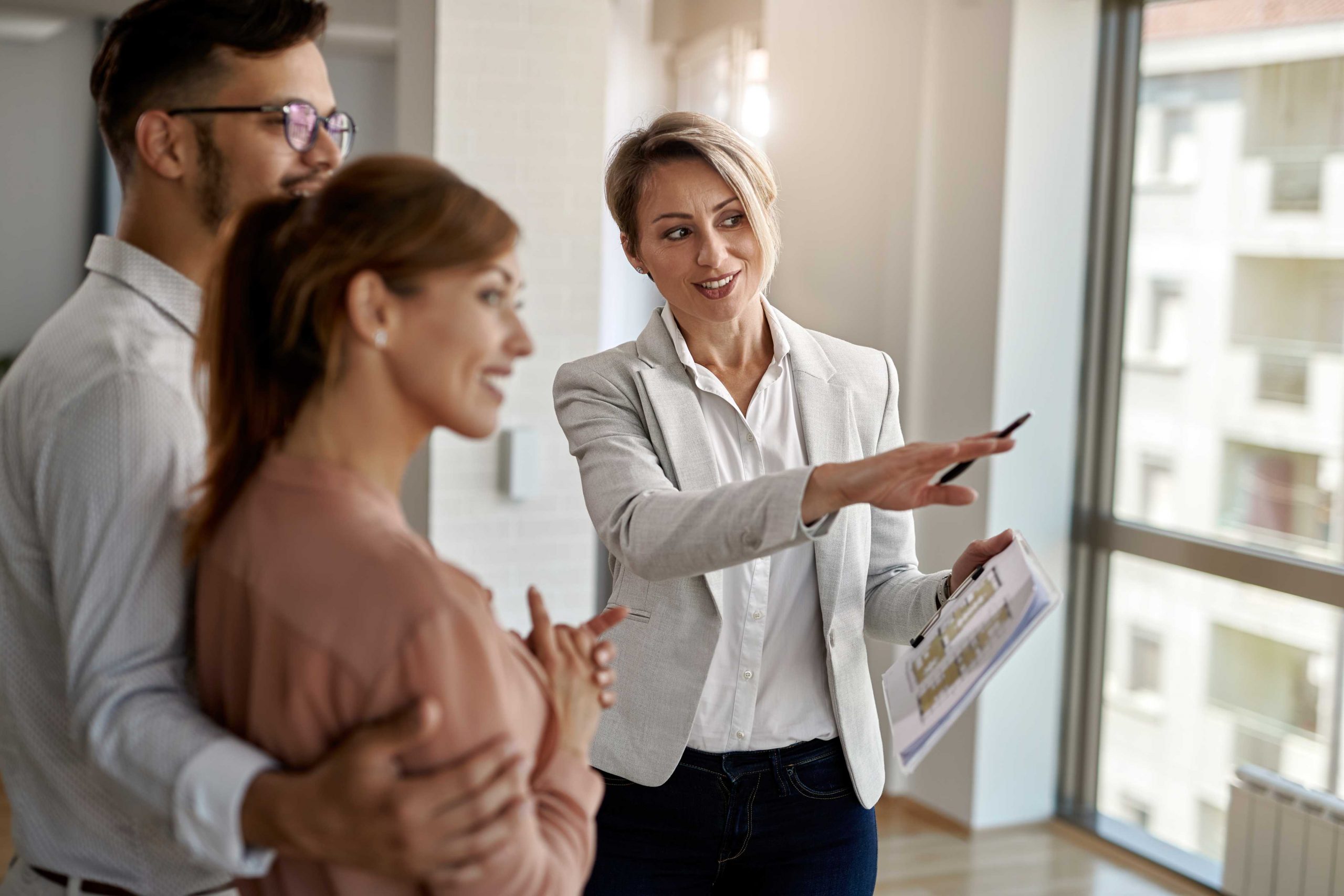 Tips for Miami Property Managers: Excelling in Commercial Real Estate Management