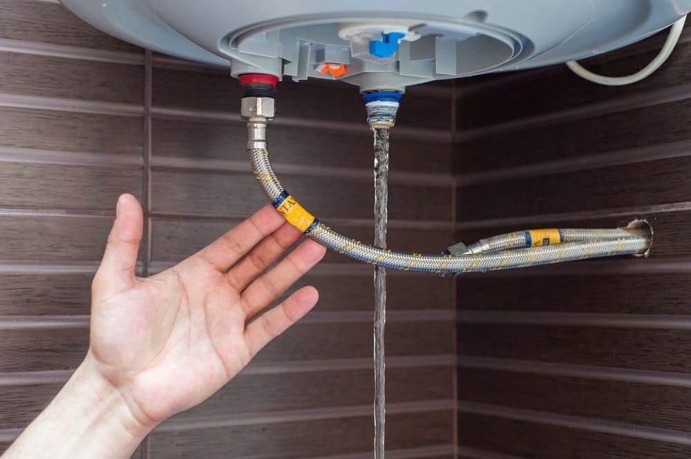 Water Heater Flooding: 7 Urgent Actions To Take