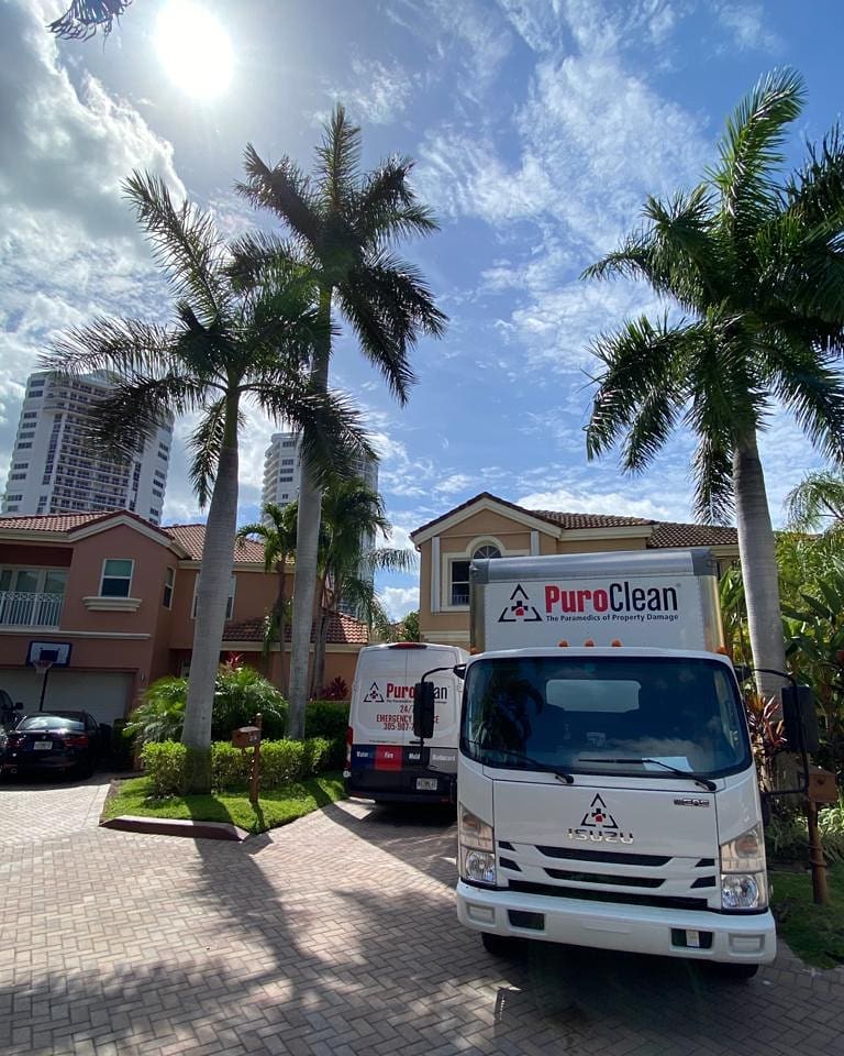 property damage restoration - puroclean aventura