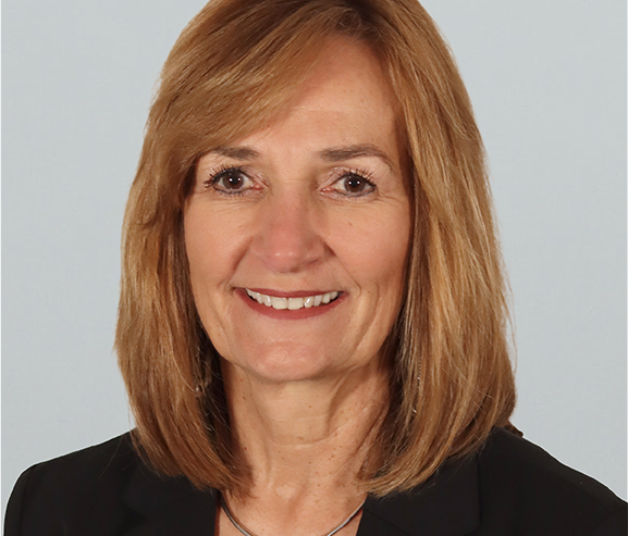 headshot of Becky Edgren, owner of Puro Clean Emergency Services -Dayton, OH