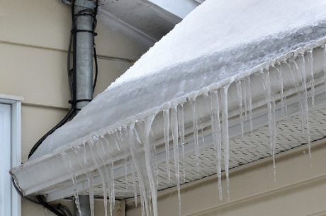 Ice Dam Damage in Tappan, NY: 5 Critical Things Homeowners Need to Know About Hidden Roof Leaks