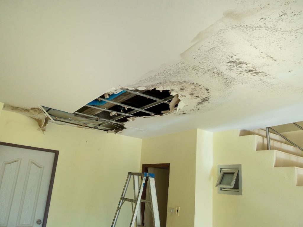 water-damage-in-walls-and-ceilings