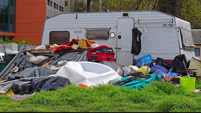 hoarding cleanup services near Prairie Village