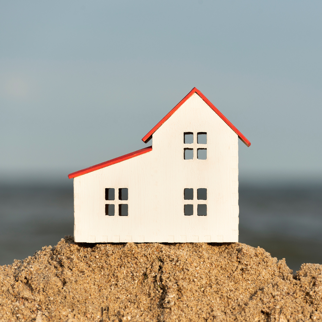 Can Salt Air and Coastal Humidity Make Water Damage Worse?