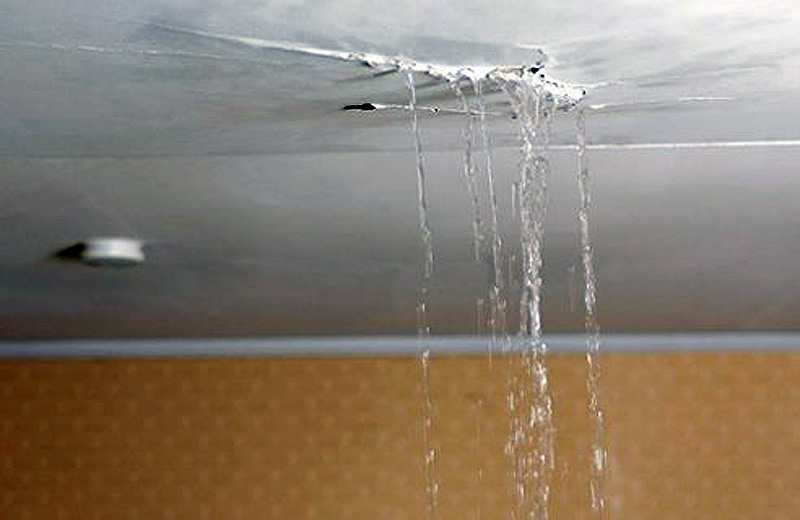 water leak on ceiling