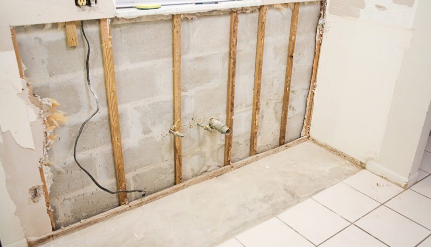 drywall being repaired water damage pembroke pines