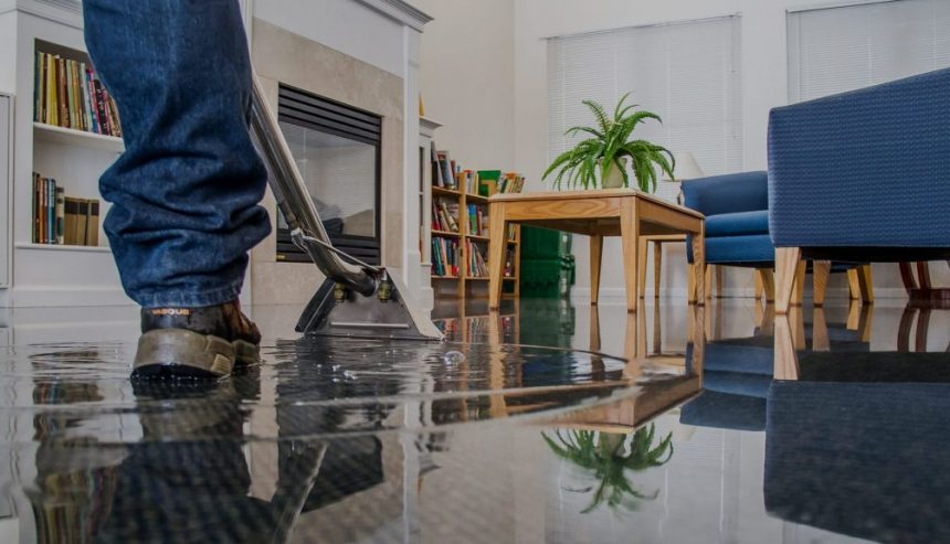 24/7 Water Damage Restoration Service in Plantation, Florida.