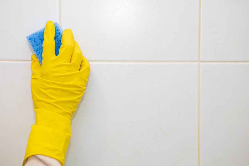 how to remove soap scum from shower walls