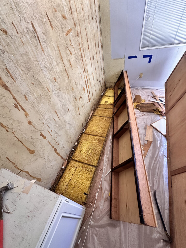Behind-the-scenes of a category 2 water loss in University City.