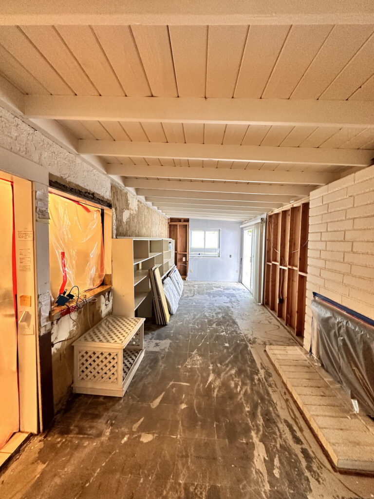 PuroClean of Clairemont performed water damage restoration for a category 2 water loss.